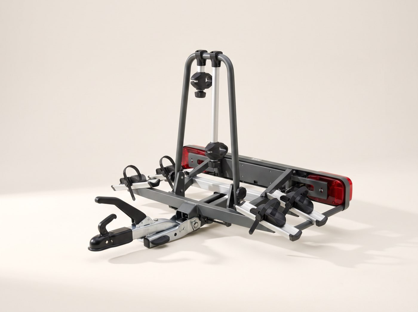 Atera Strada DL 2 Fahrradträger in Studioansicht